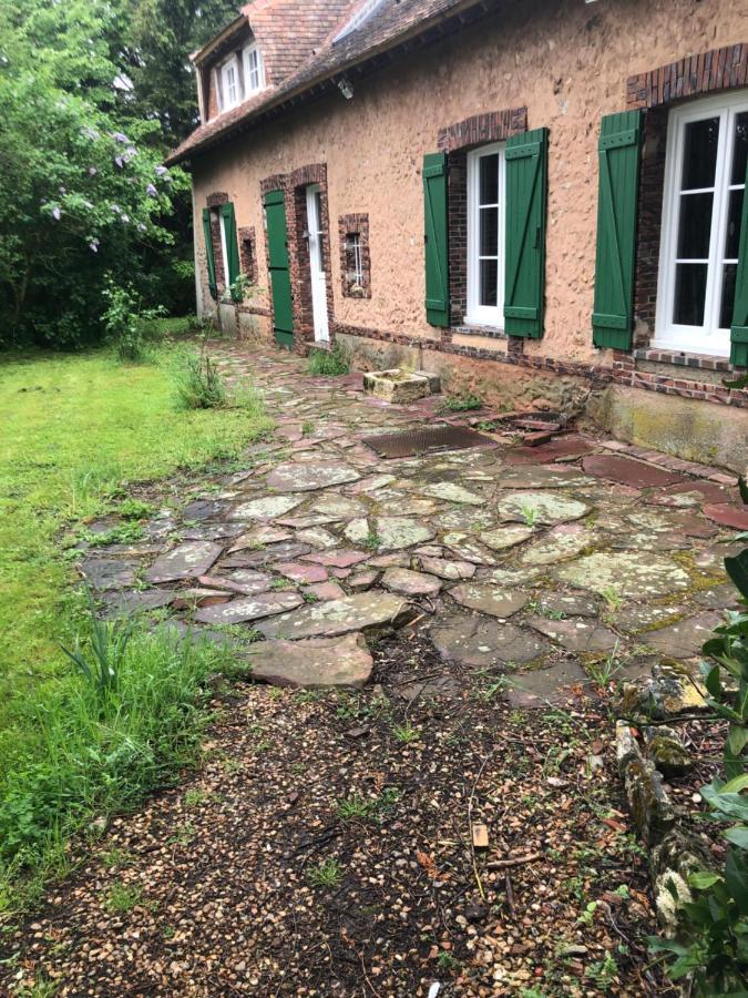 Chambre Au Calme Pontgouin Luaran gambar